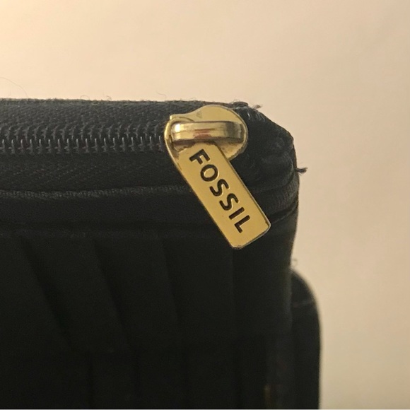 Fossil Ellis Vintage Trifold Ladies Black Leather Wallet - Picture 8 of 9